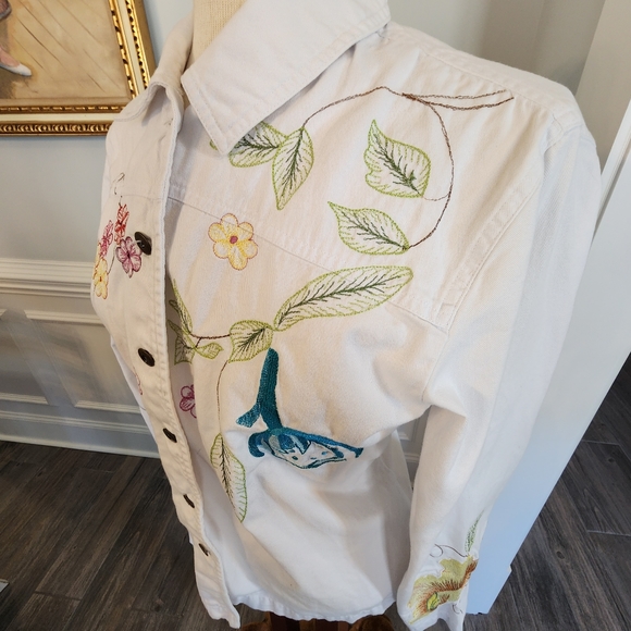 C.L.O.T.H.E.S. - Picture 3 of 14